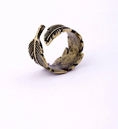 Retro Feather Shape Copper Ring