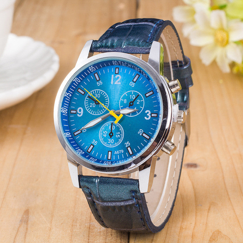 Three Eyes Leather Leisure Fashion Quartz Watch