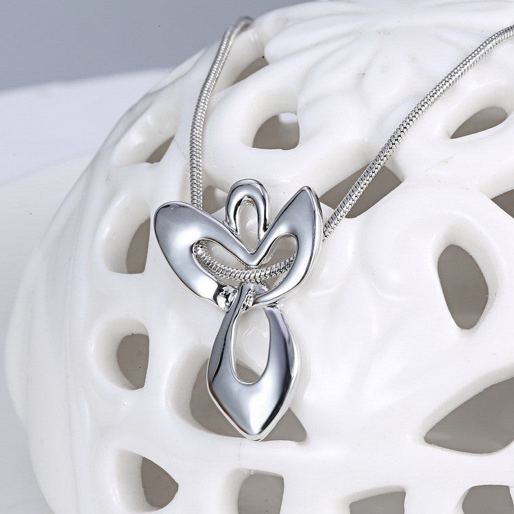 Europe Hot Sale Creative Butterfly Cross Pendant Necklace