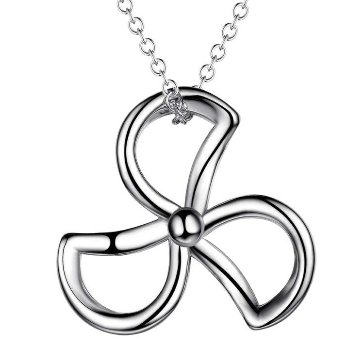 European Fashion Clover Pendants Tricyclic Necklace
