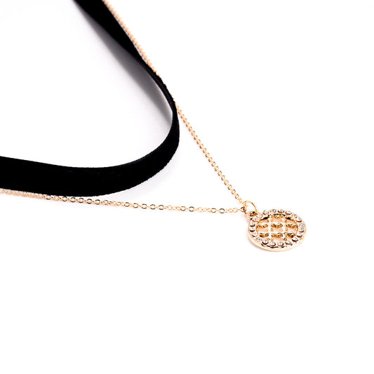 Personality Fashion Short Pendant Necklace