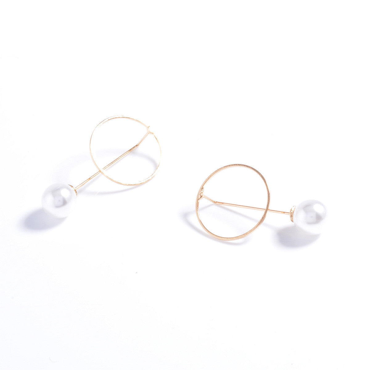 Sweet Circle Pearl Women's Earrings