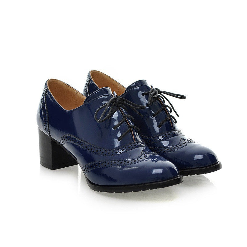 Lace Hollow Out Patent Leather Oxford Shoes