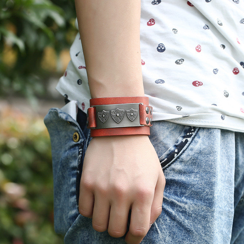 Retro Punk Shield Alloy Leather Bracelet