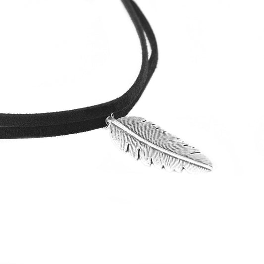 Cool Metal Feather Tassels Short Necklace