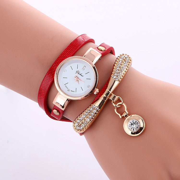 Round Crystal Pendant Fashion Watch