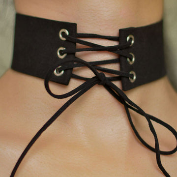 Exaggerated Wide Velvet Lace-Up Collars Necklace