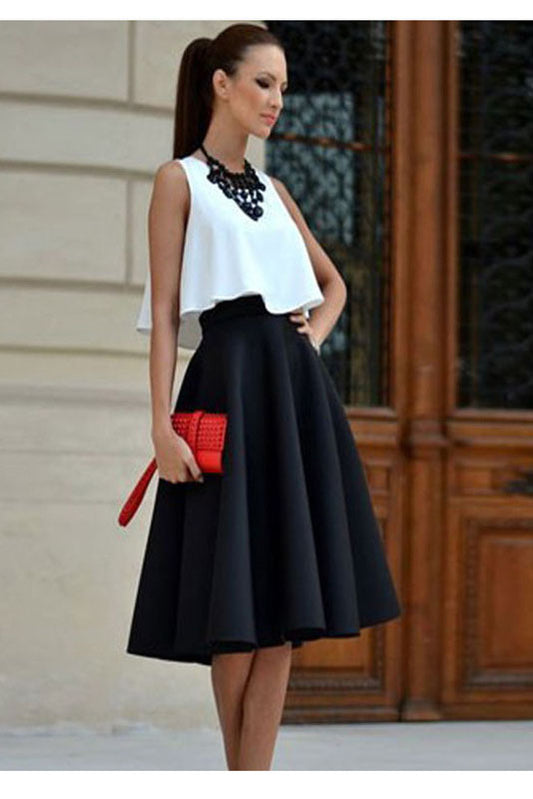 Loose Sleeves Crop Tope with Knee-length Pleated Skirt Two Pieces Dress Set