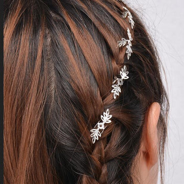 Beautiful Snowflake Lady's Hair Clips