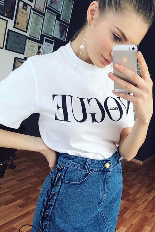 Letter Scoop Solid Color Short Sleeves T-shirt