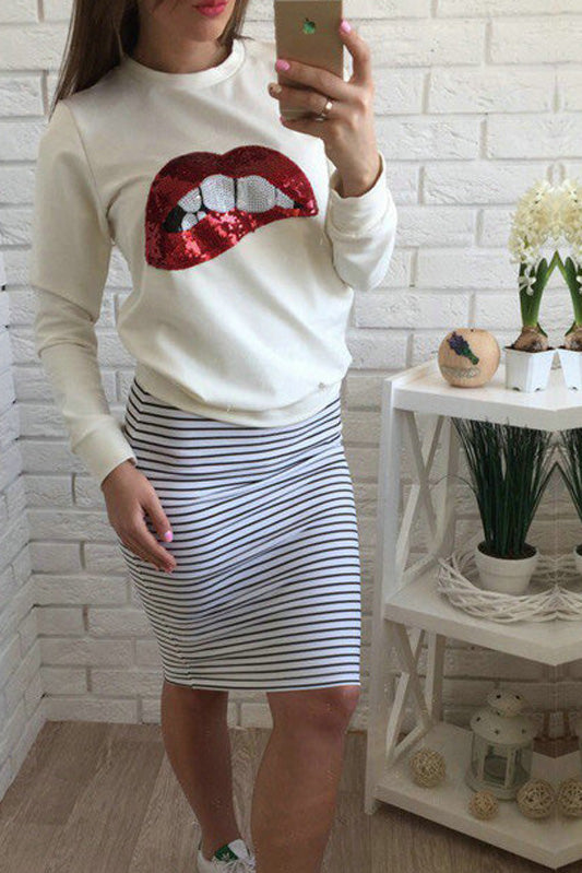 Lip Print Sequins Round Collar Long Sleeves Sweatshirt