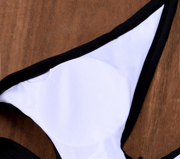 V-neck Backless Hollow Out Bandage Beach Monokini Swimwear