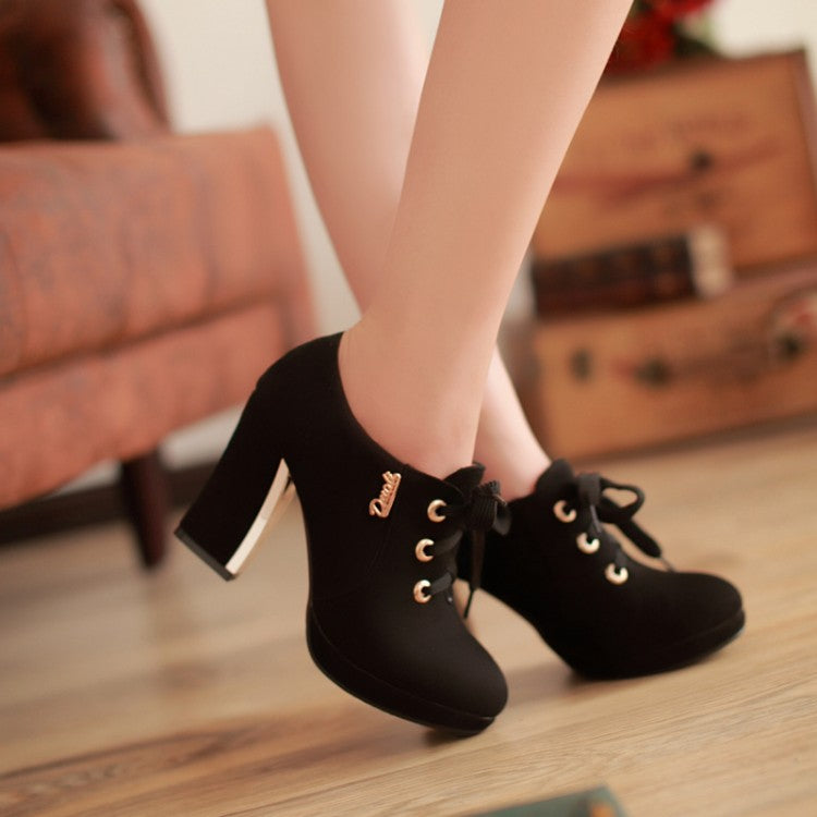 Solid Color Lace Up Round Toe Middle Chunk Heels Short Boots